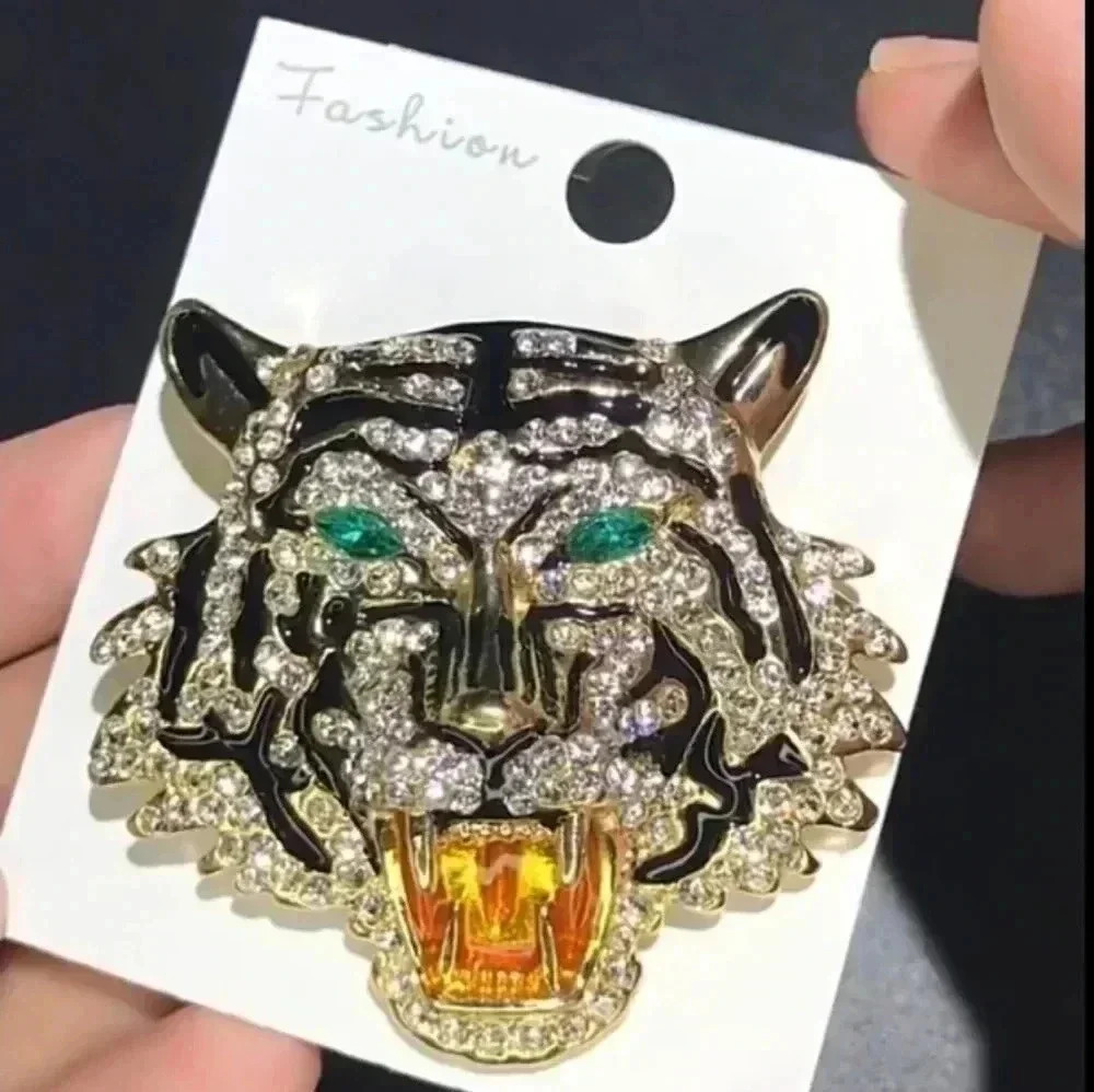 Tiger Hot Cloth Dress Hat Brooch